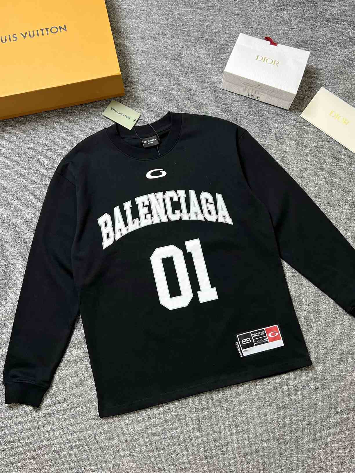 Balenciaga Sweatshirt