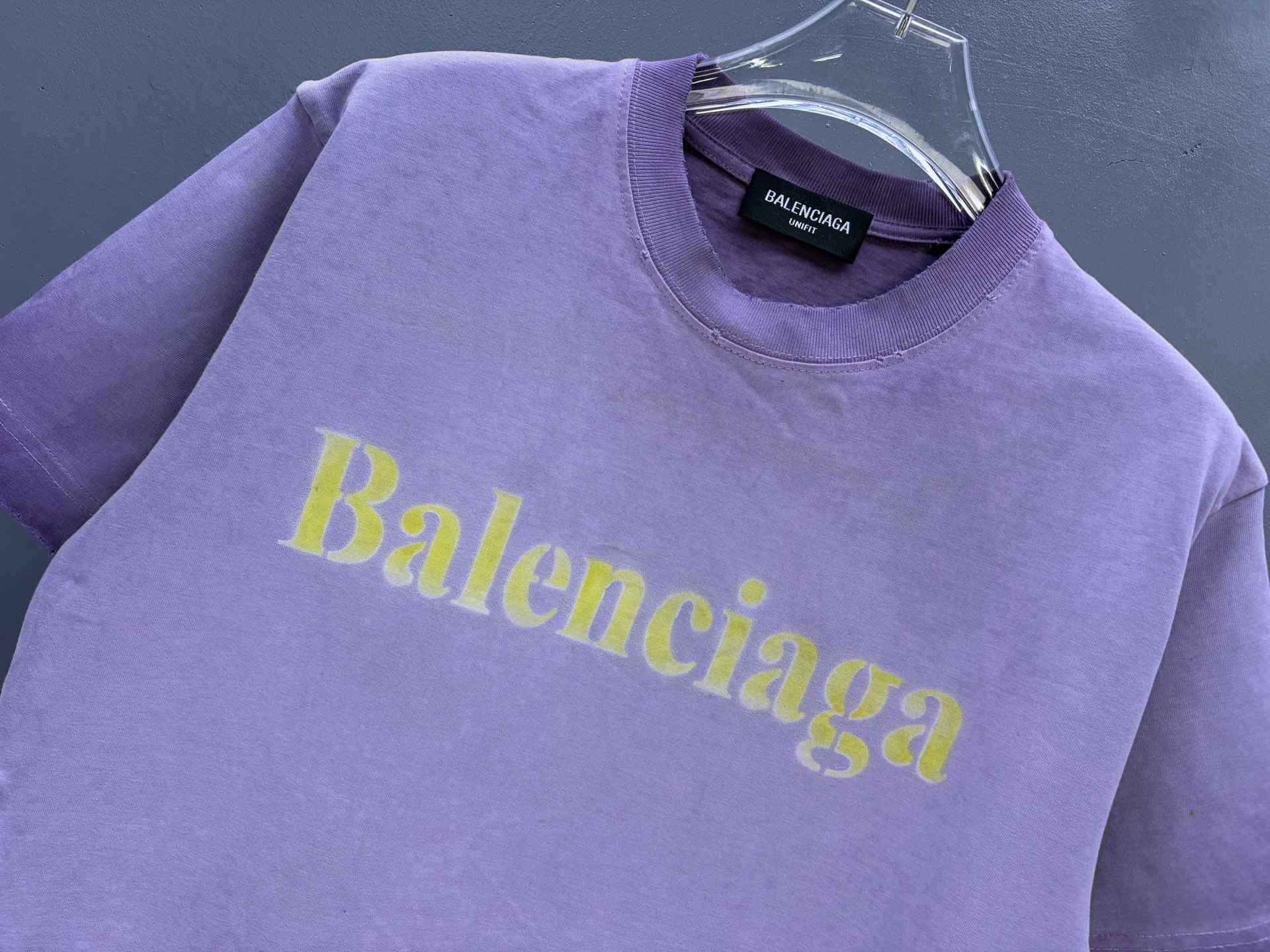 Balenciaga T-Shirt