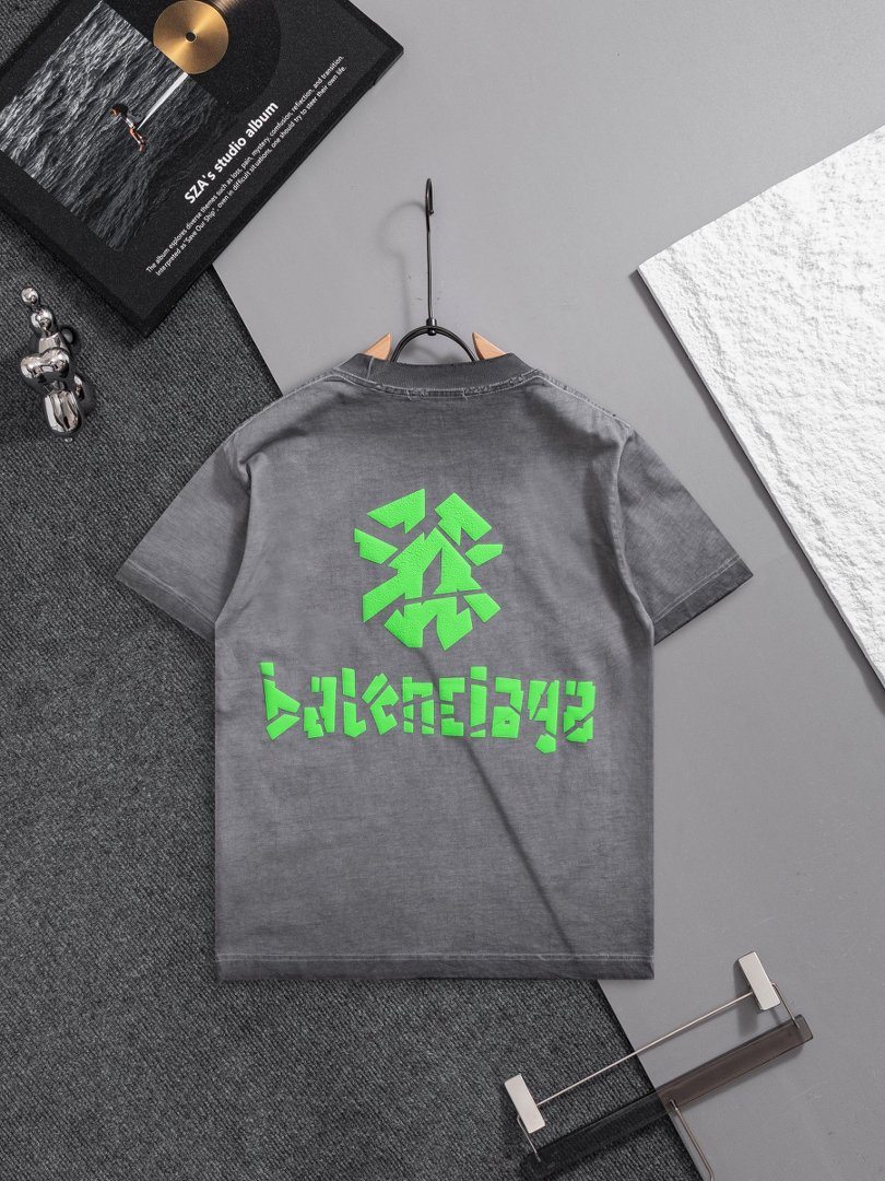 Balenciaga T-Shirt