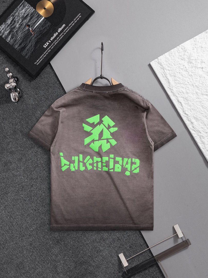 Balenciaga T-Shirt