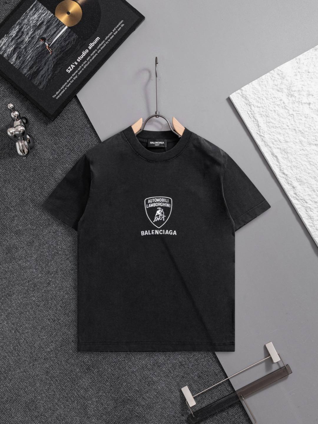 Balenciaga T-Shirt