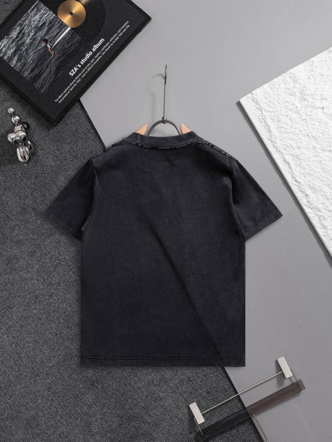 Balenciaga T-Shirt