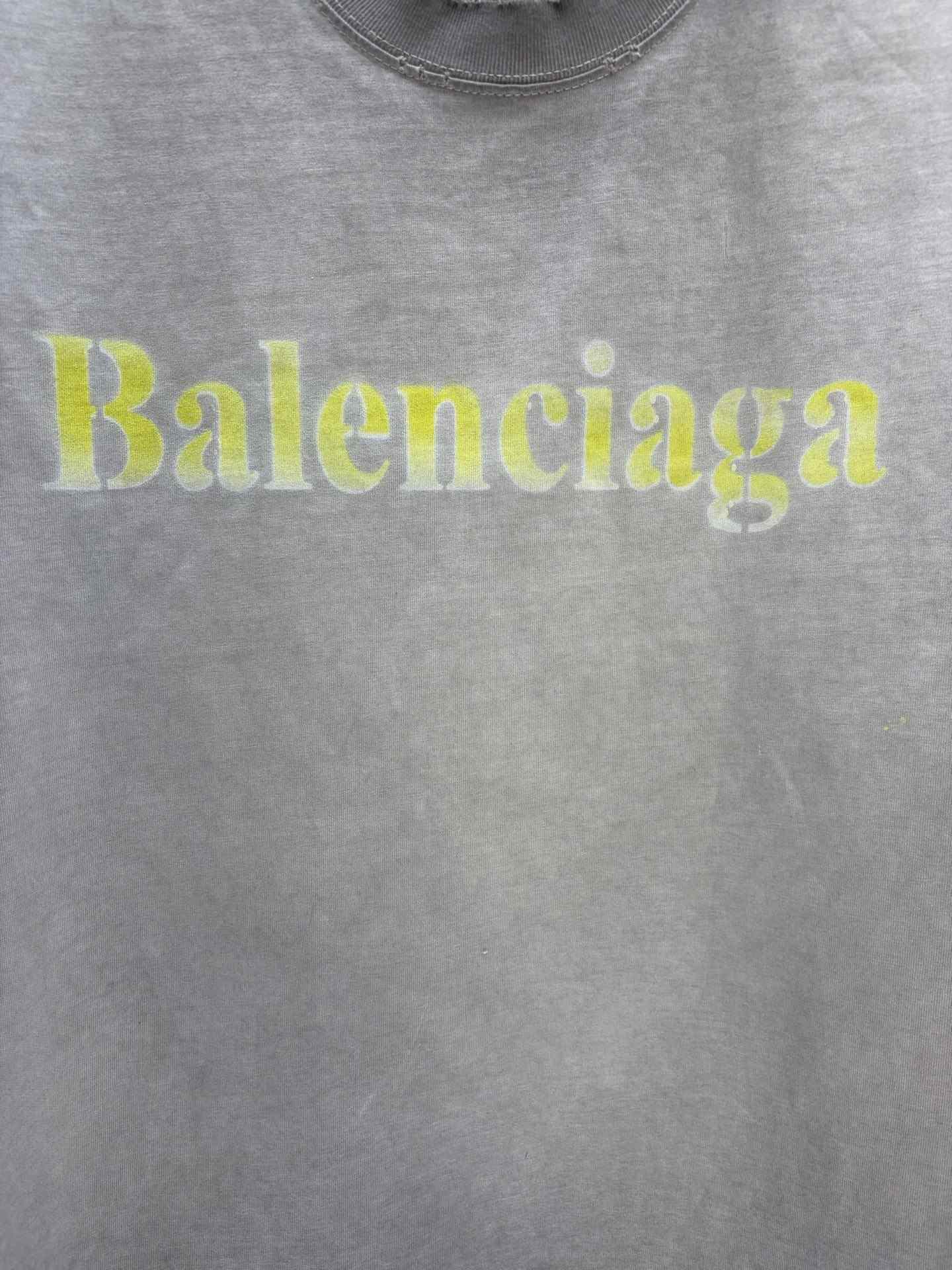 Balenciaga T-Shirt