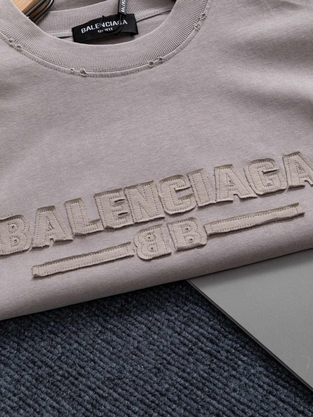 Balenciaga T-Shirt
