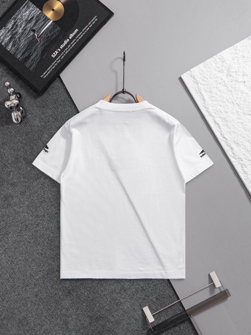 Balenciaga T-Shirt