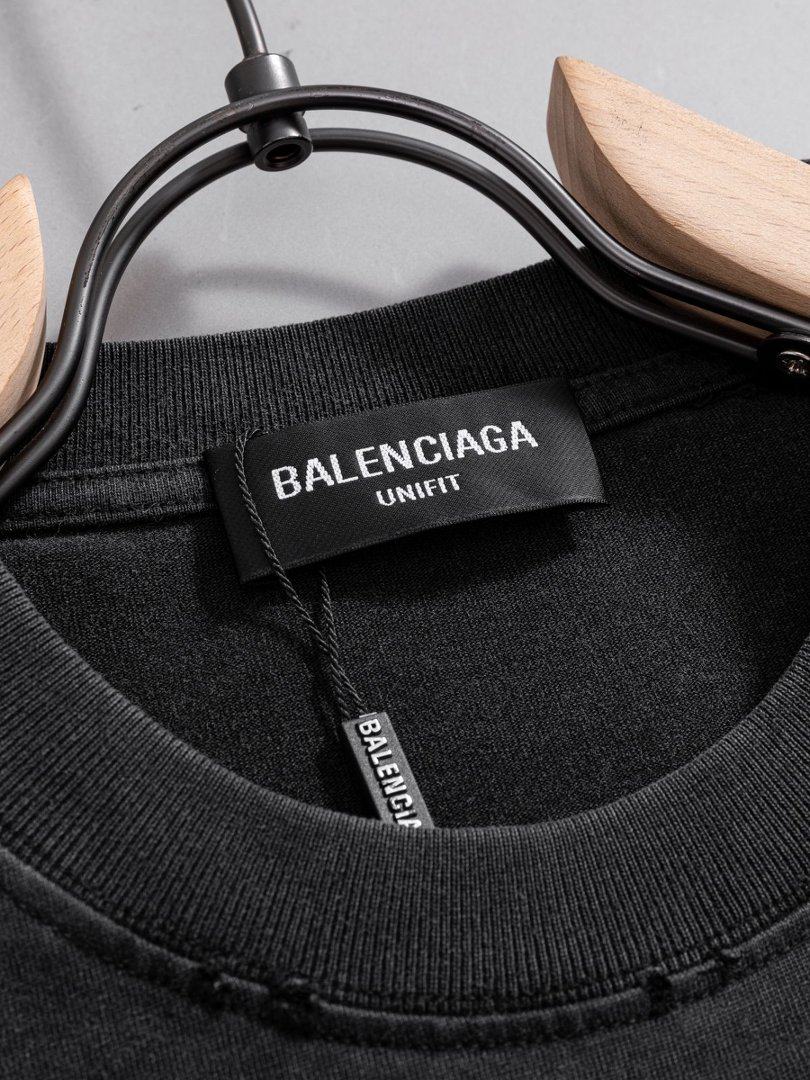 Balenciaga T-Shirt