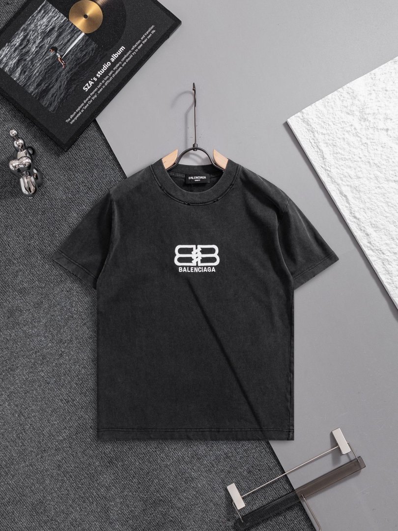 Balenciaga T-Shirt