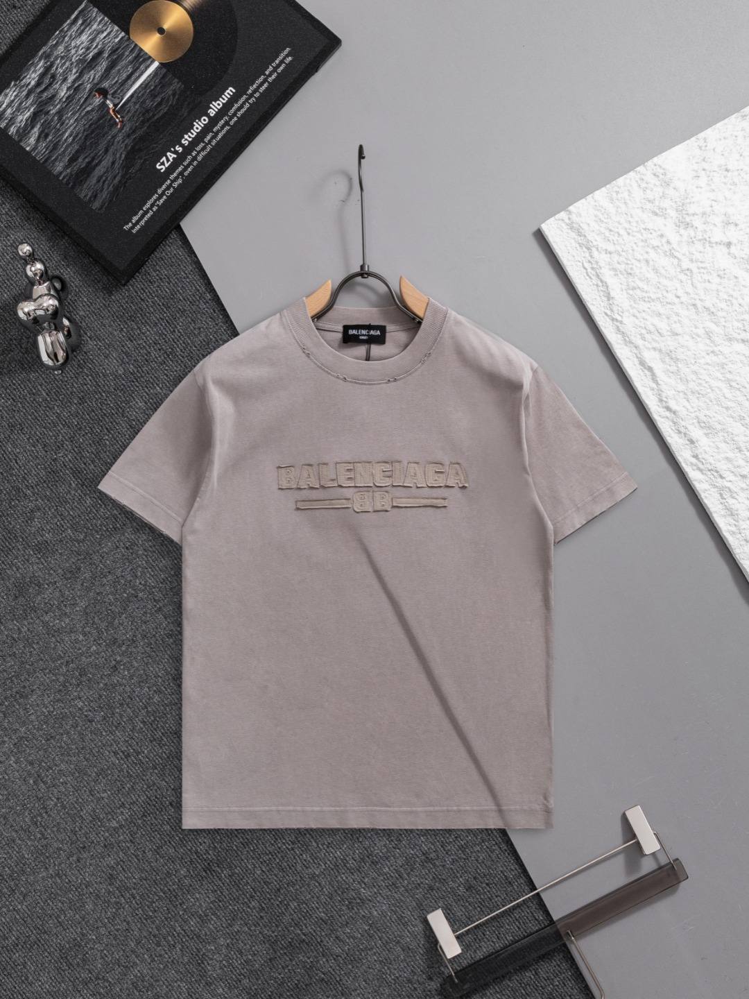 Balenciaga T-Shirt