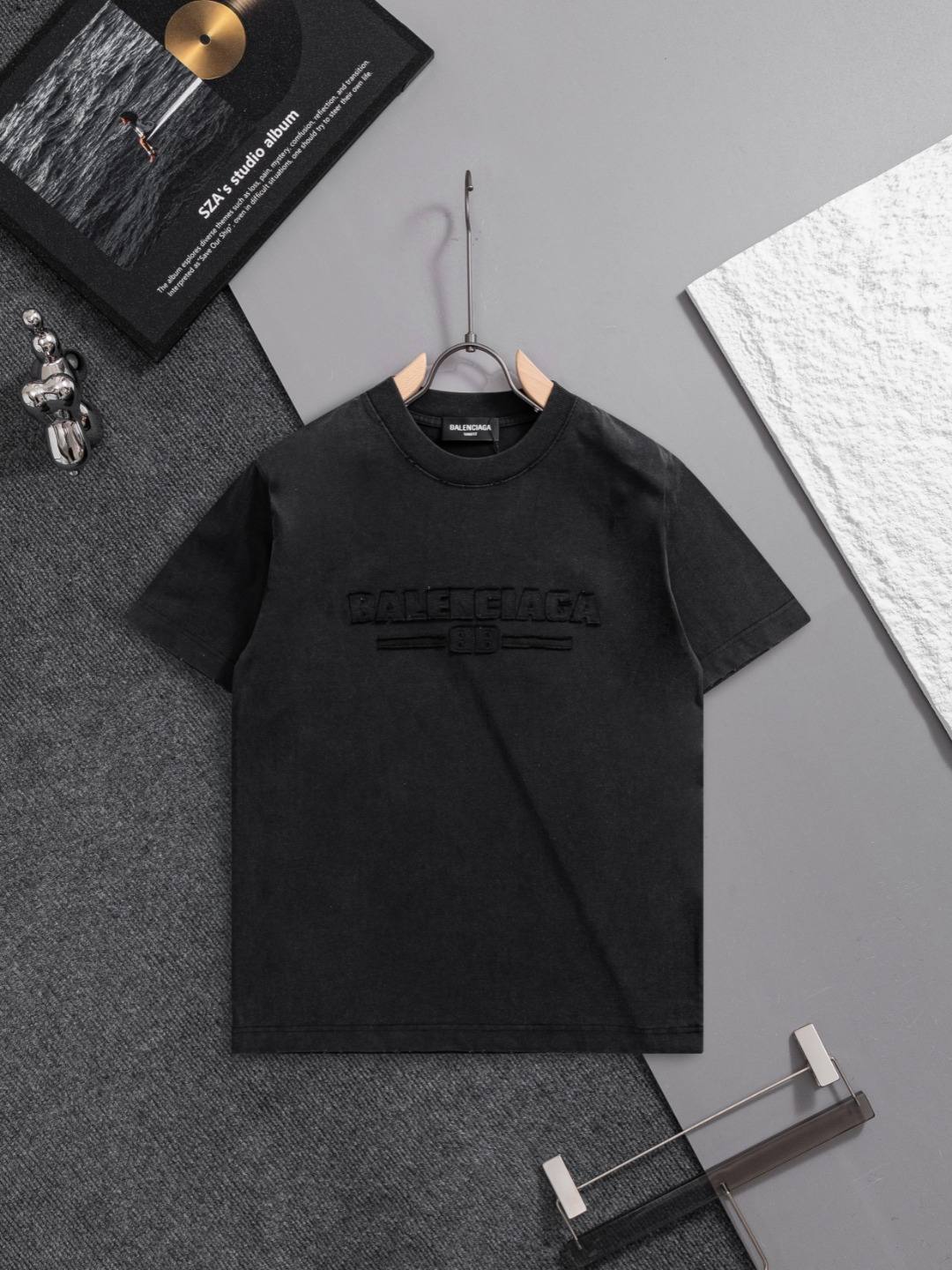Balenciaga T-Shirt