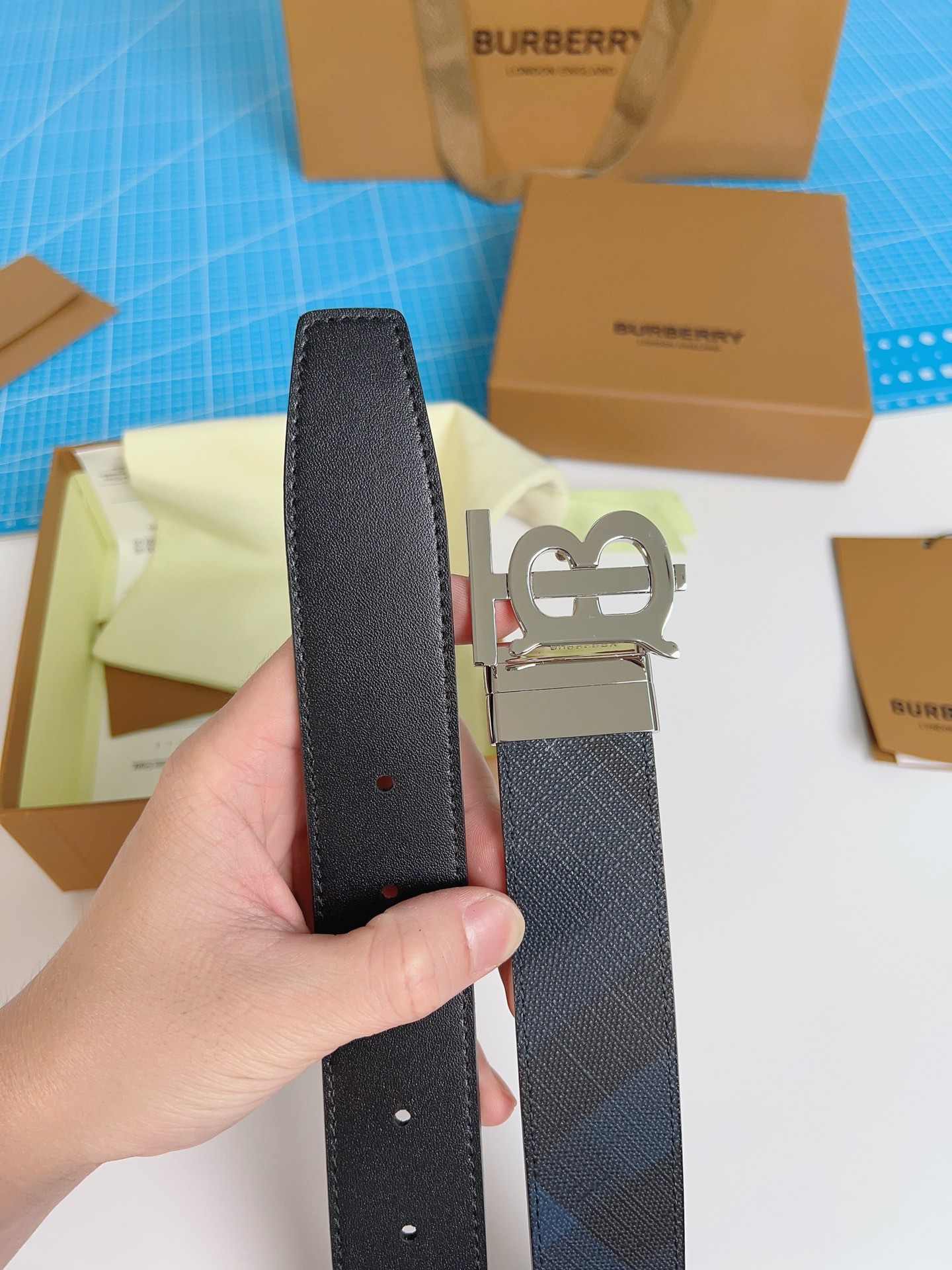 Burberry Belt – 35mm