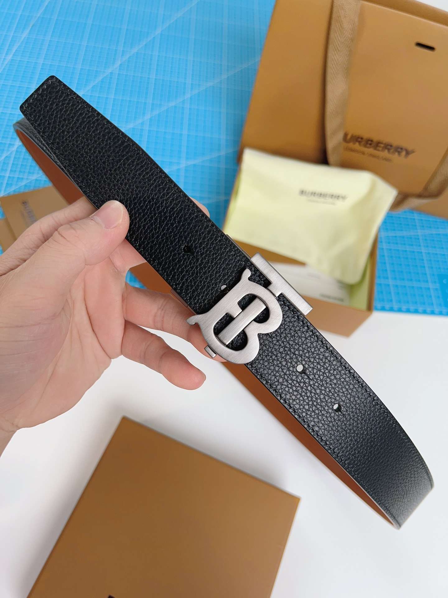 Burberry Belt – 35mm