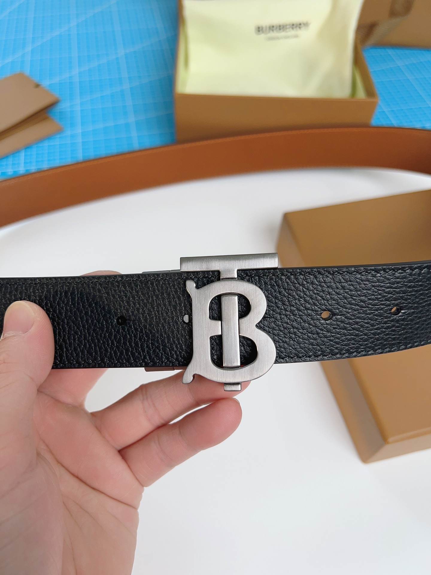Burberry Belt – 35mm