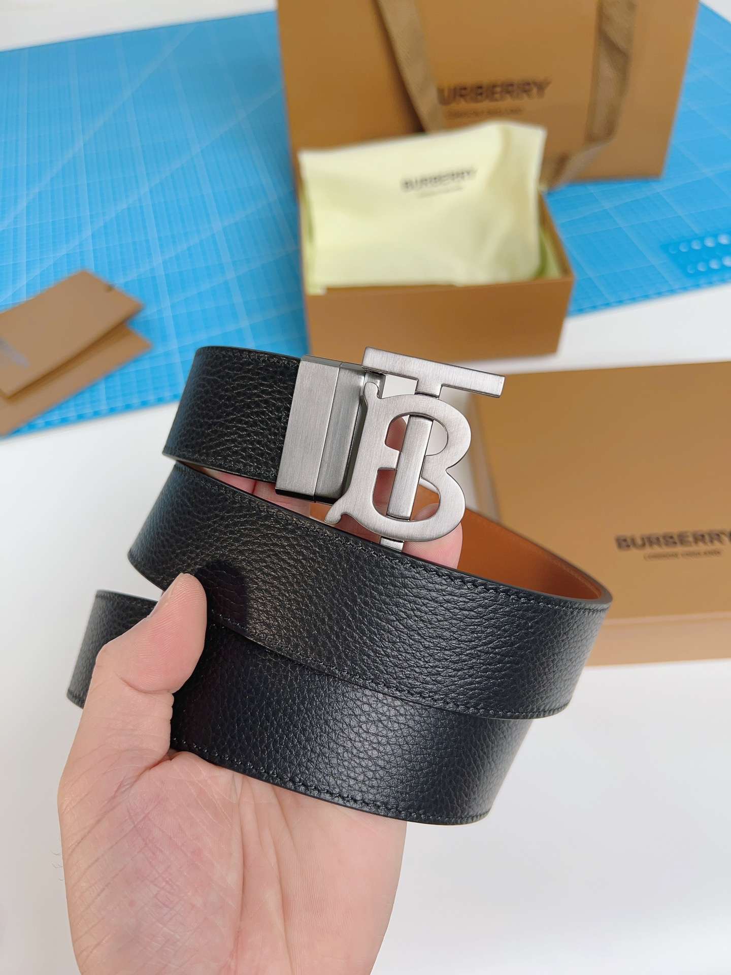 Burberry Belt – 35mm