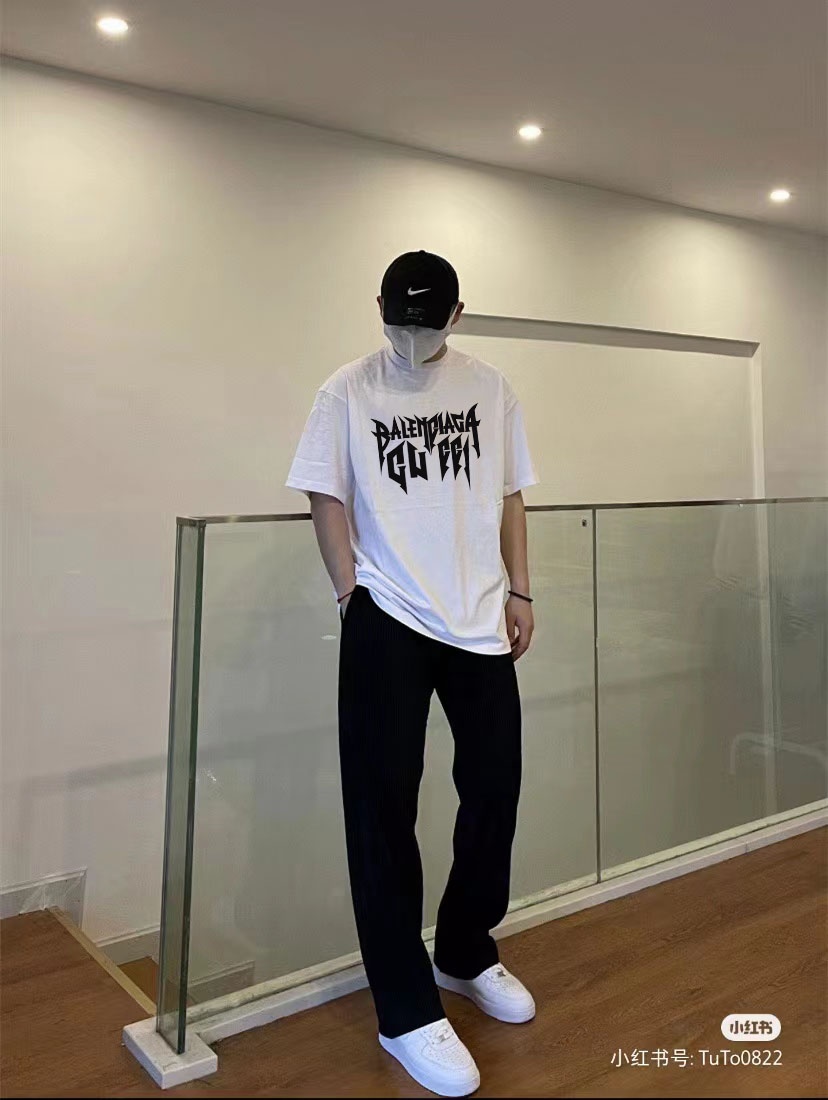 Balenciaga Graphic T-Shirt