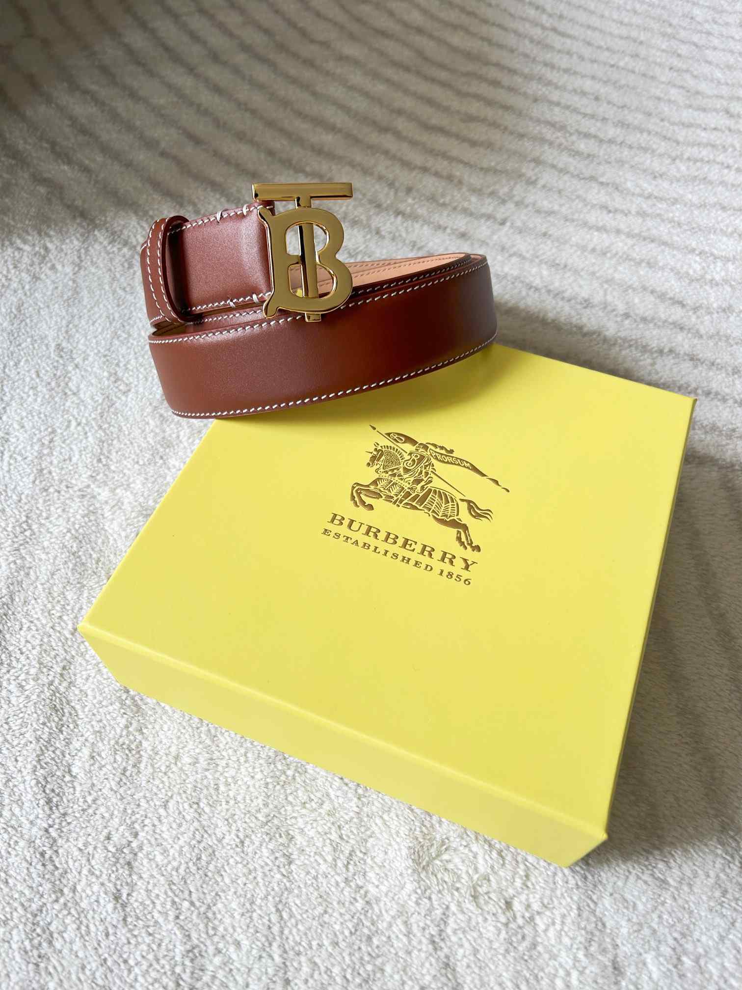 Burberry Belt – 35mm