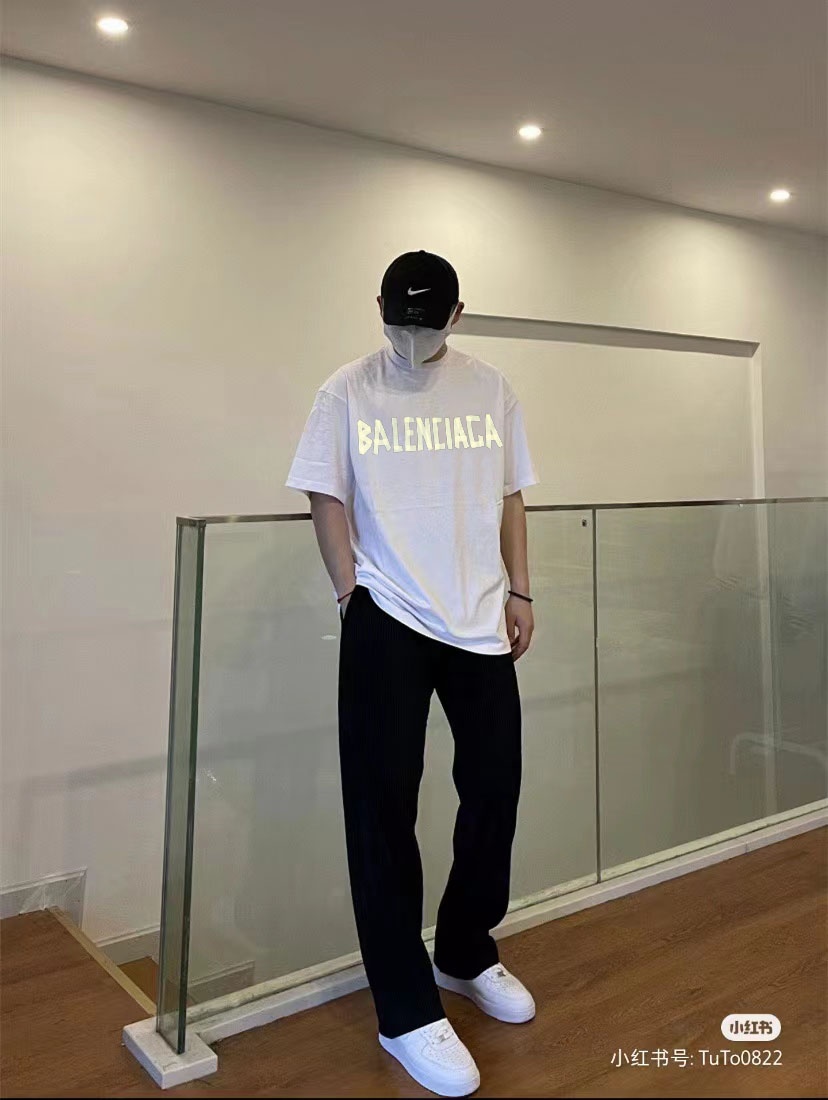 Balenciaga Graphic T-Shirt