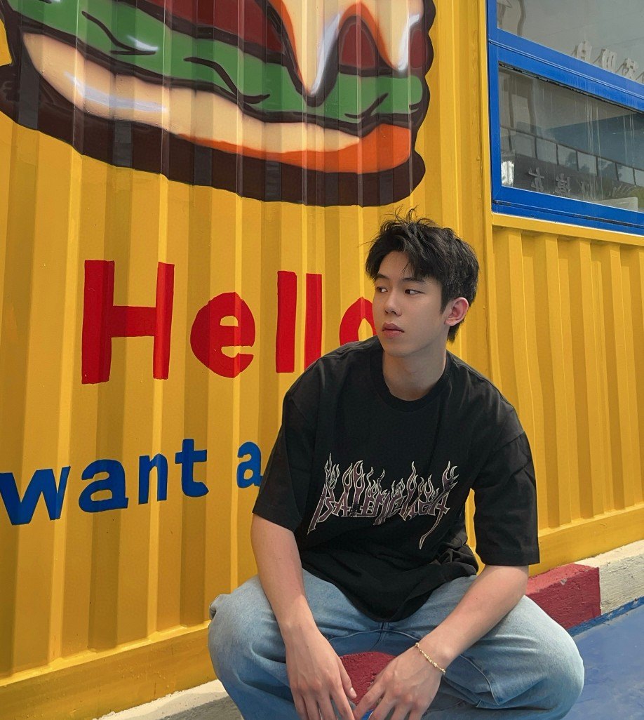 Balenciaga Graphic T-Shirt