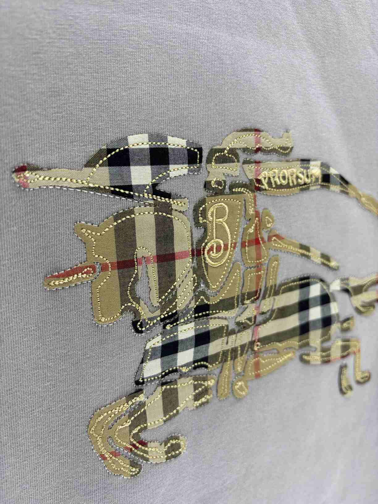 Burberry T-Shirt