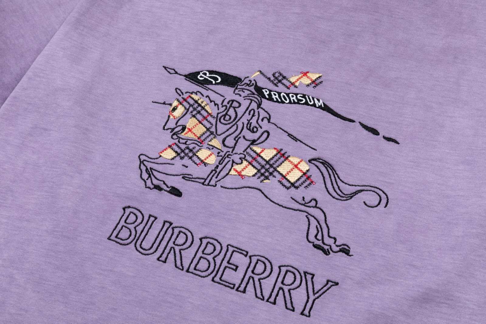 Burberry T-Shirt