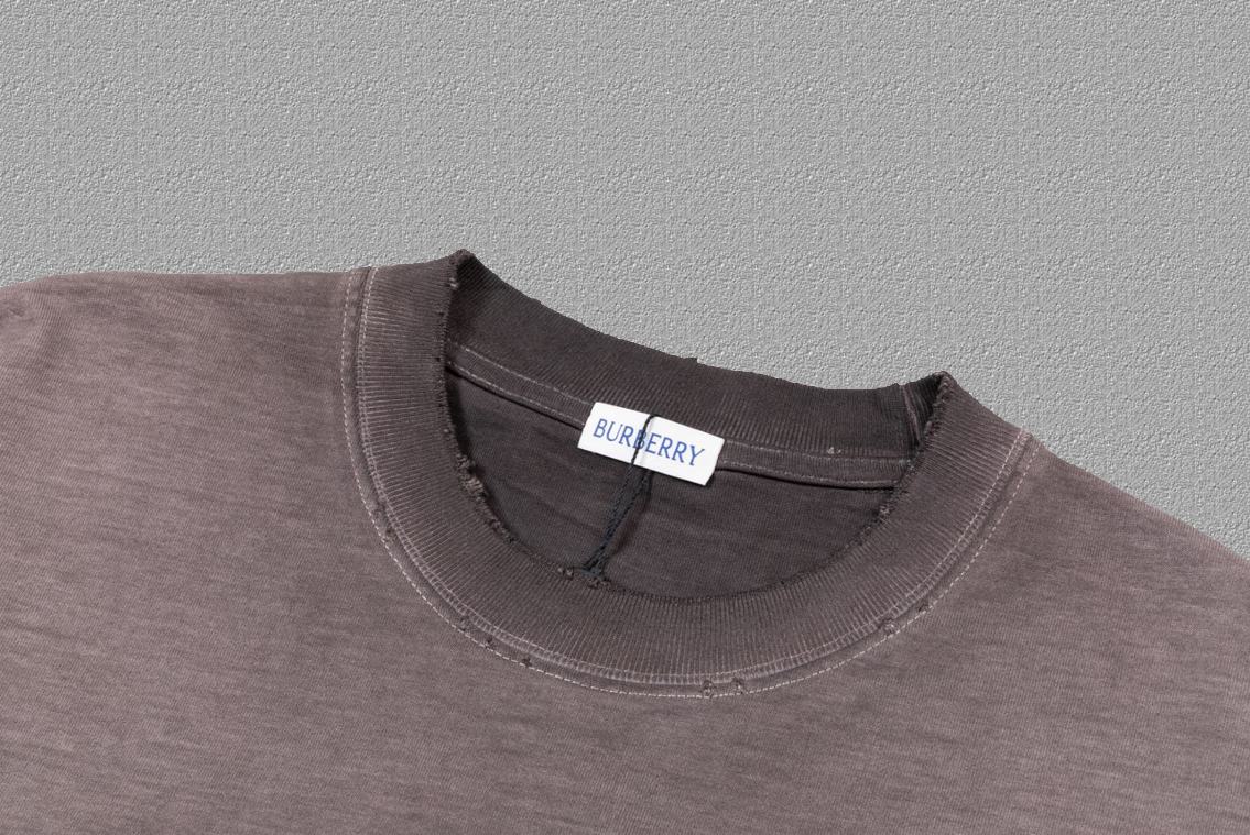 Burberry T-Shirt
