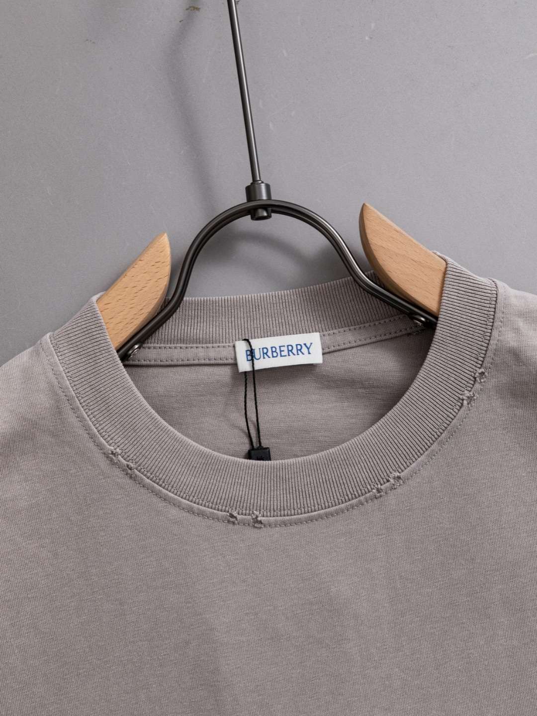 Burberry T-Shirt