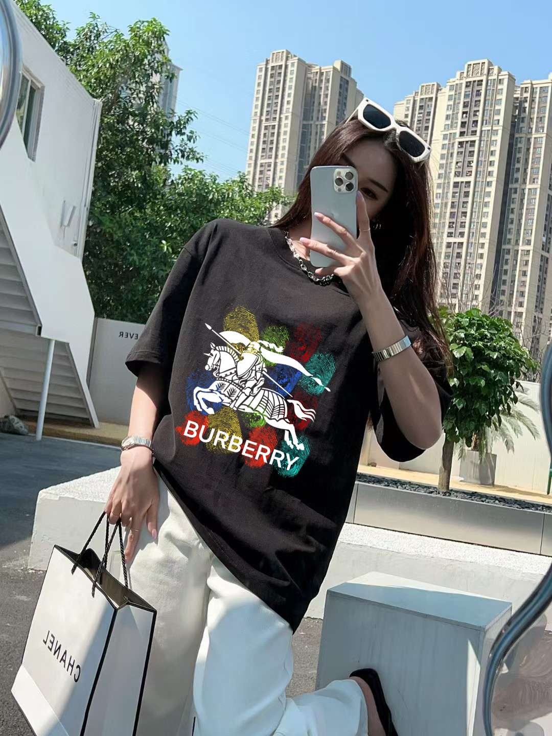 Burberry Logo Graphic T-Shirt