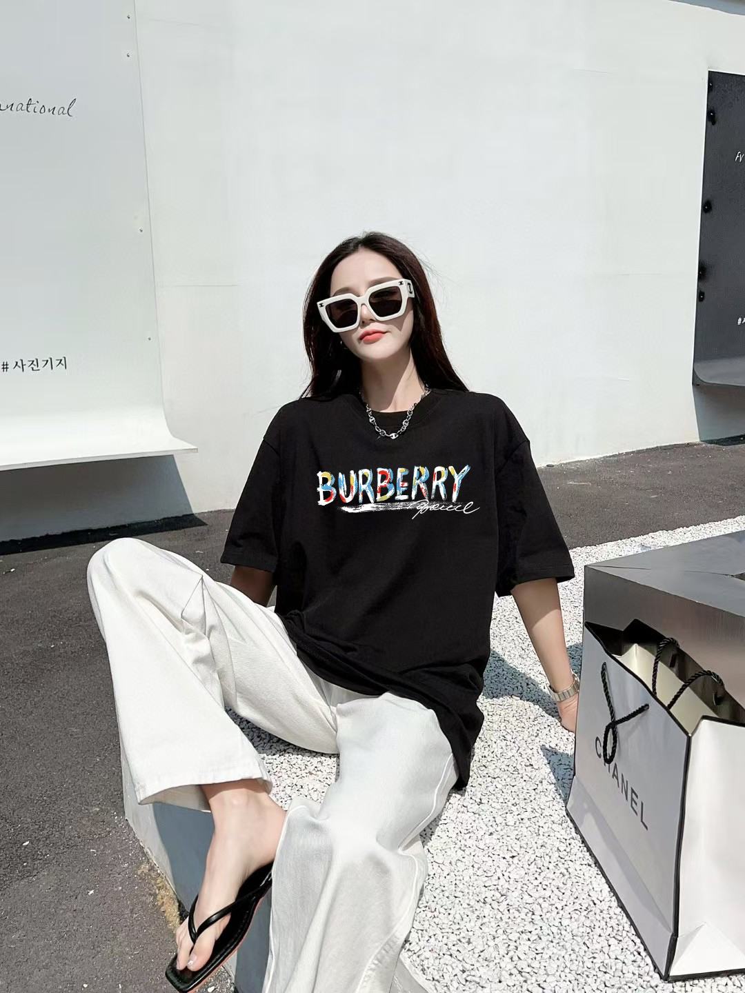 Burberry Logo Graphic T-Shirt
