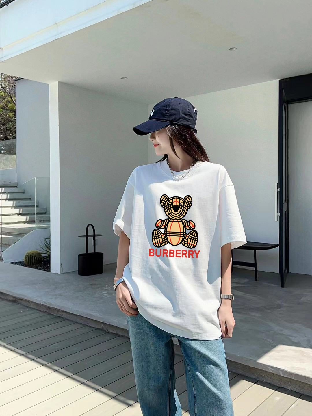 Burberry Logo Graphic T-Shirt