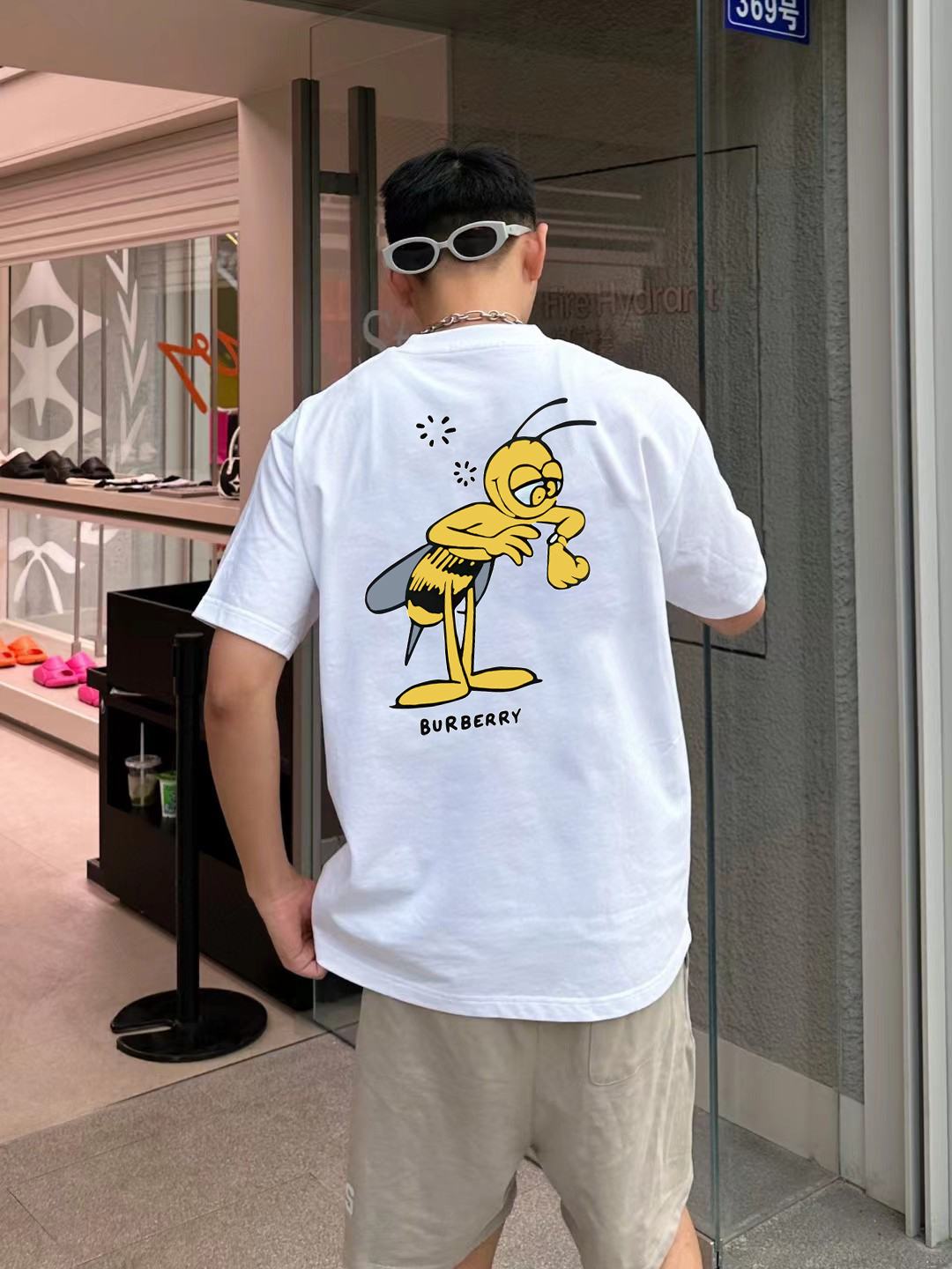 Burberry Logo Graphic T-Shirt
