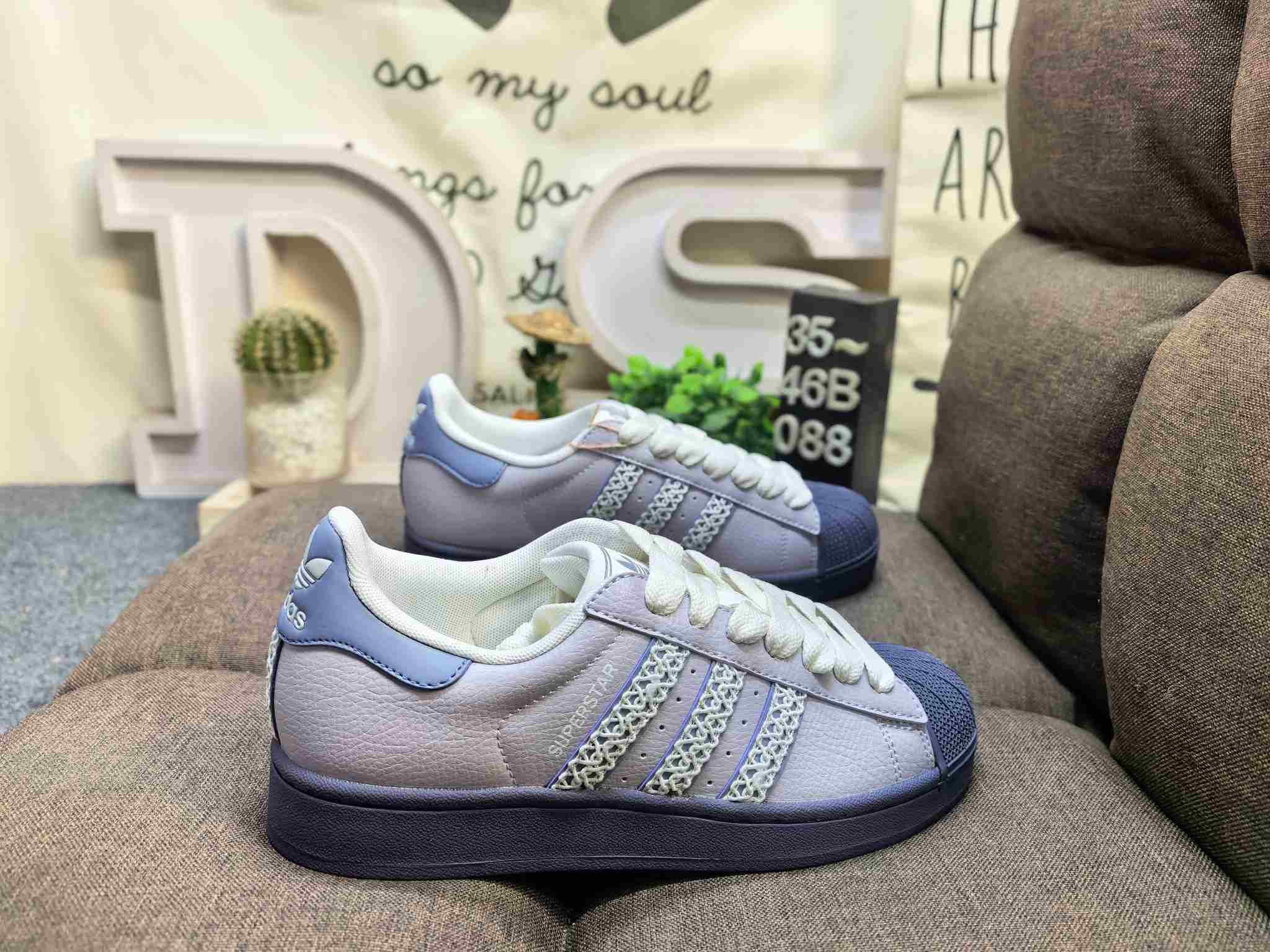 adidas SUPERSTAR II Shoes