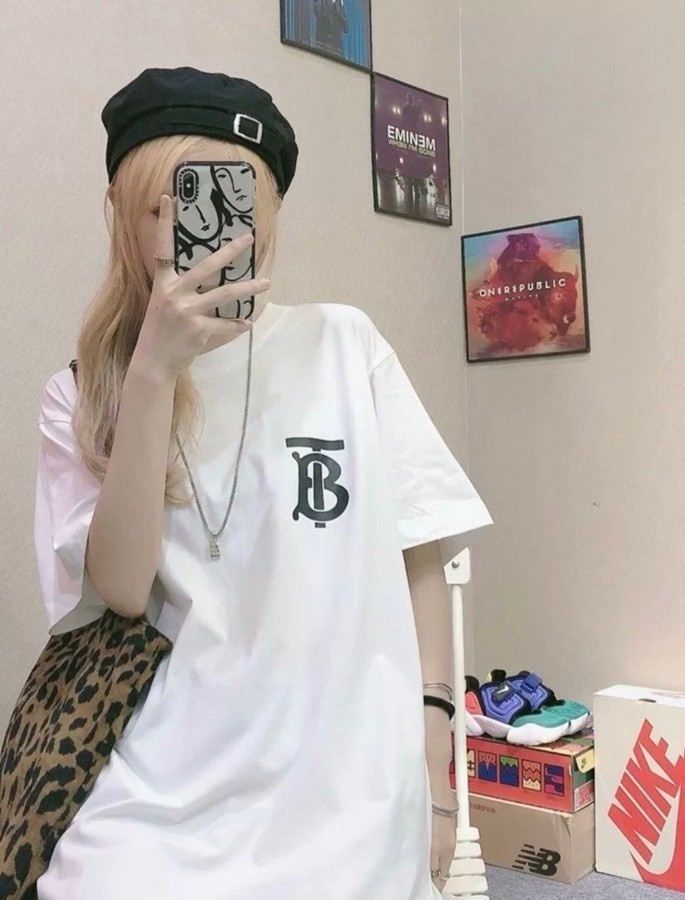 Burberry Logo Graphic T-Shirt