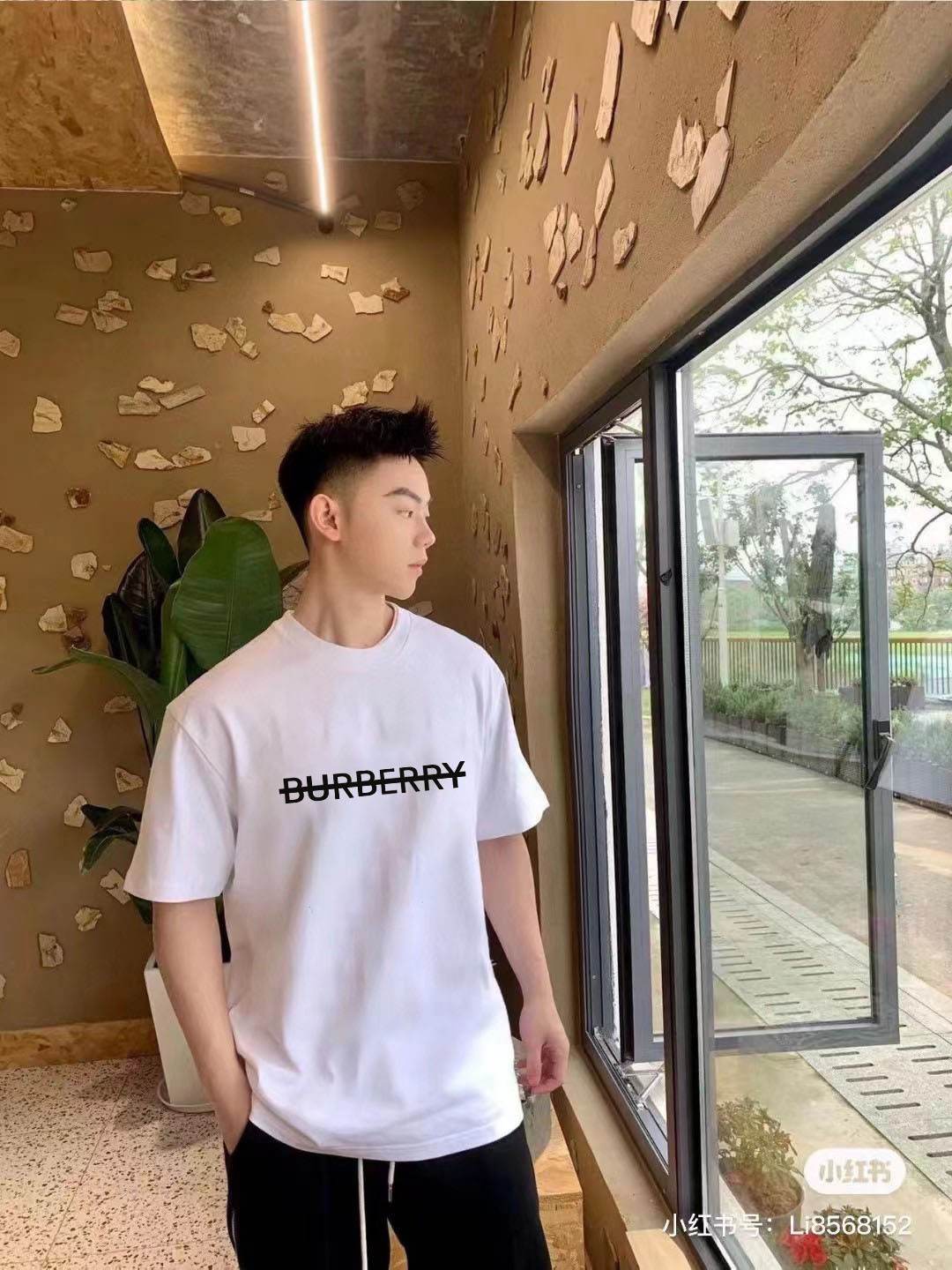 Burberry Logo Graphic T-Shirt