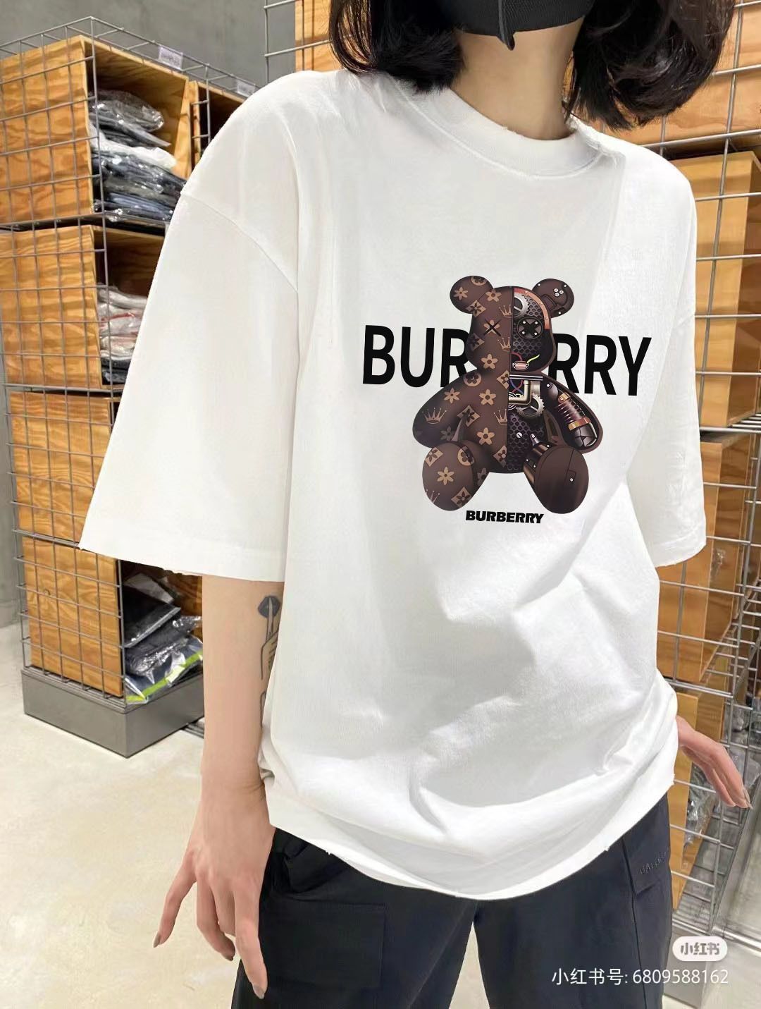Burberry Logo Graphic T-Shirt