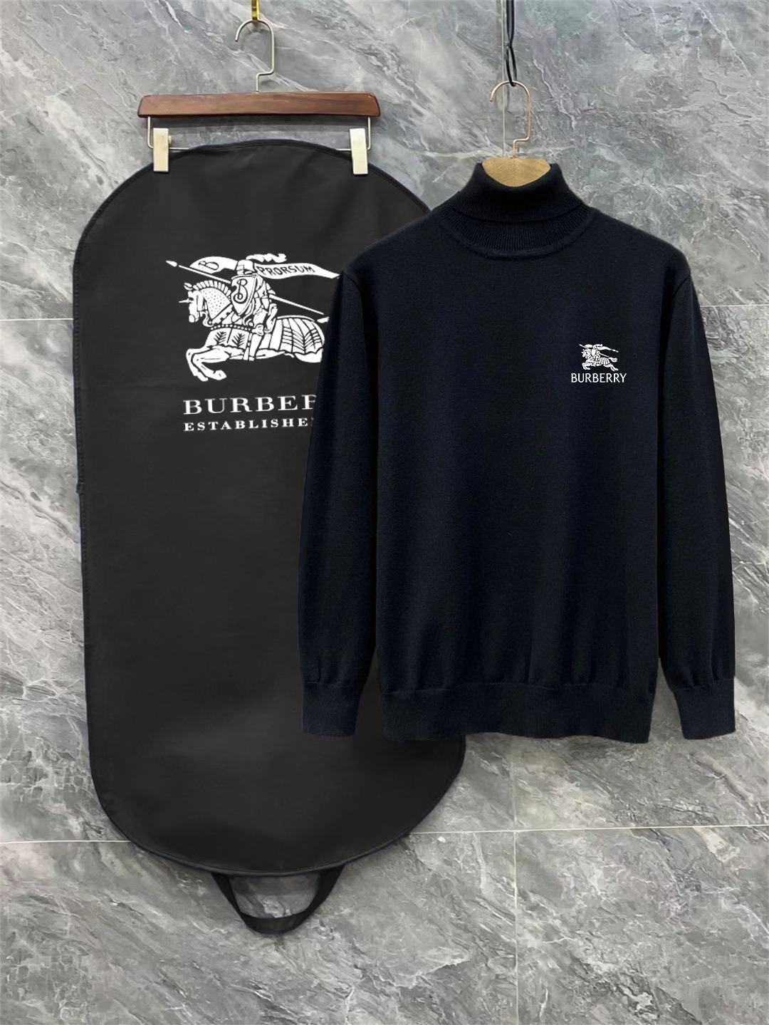 Burberry Wool Sweater