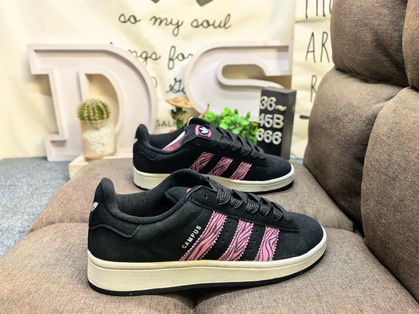 adidas CAMPUS 00s Shoes