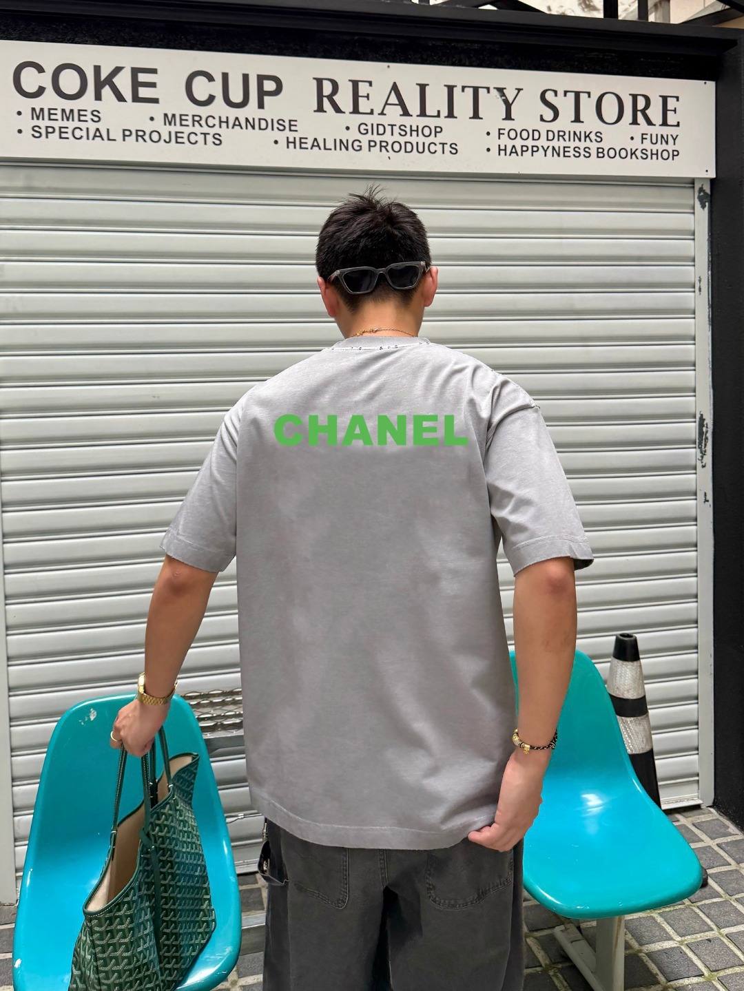 Chanel T-Shirt