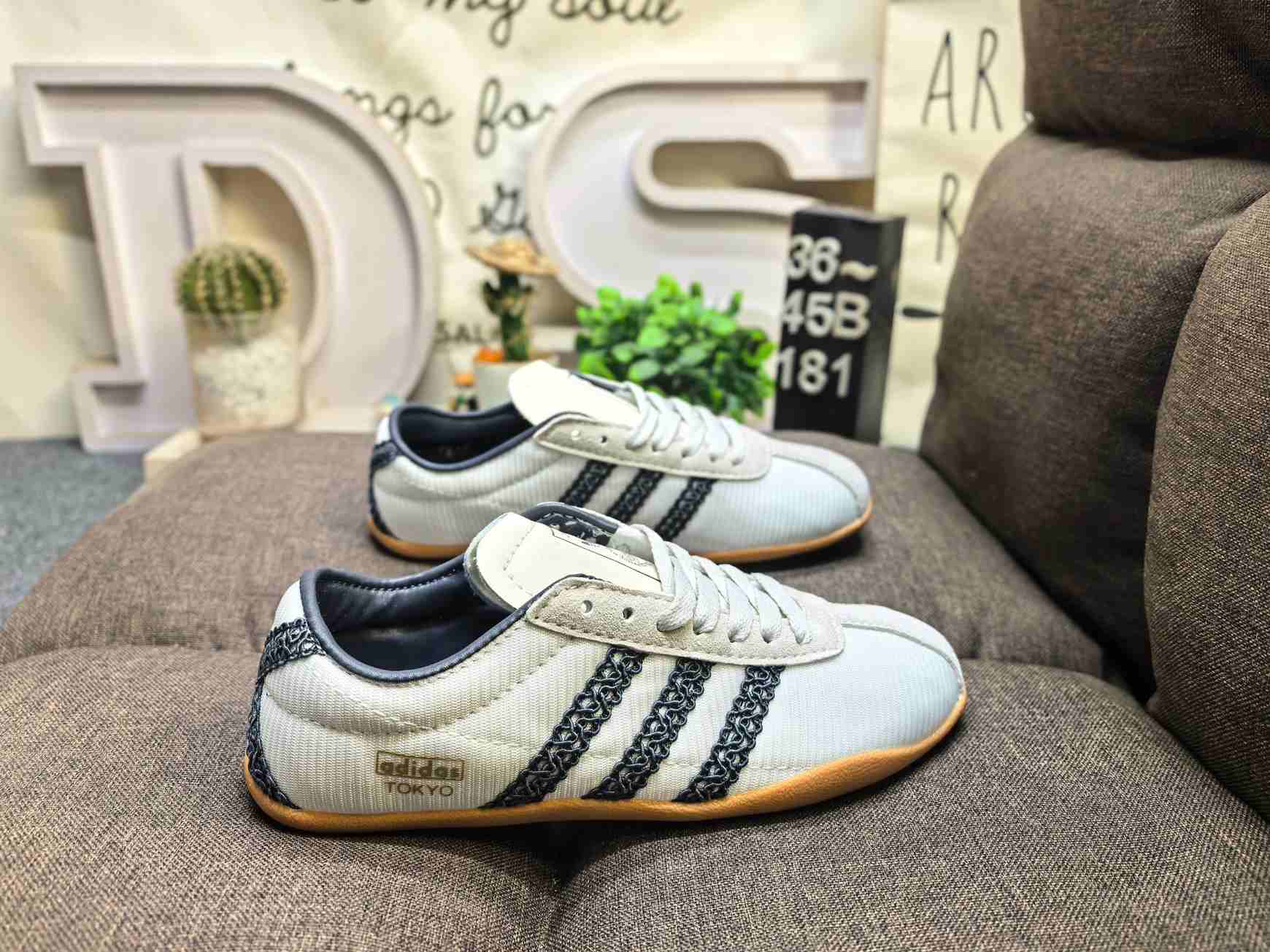 adidas TOKYO W Shoes