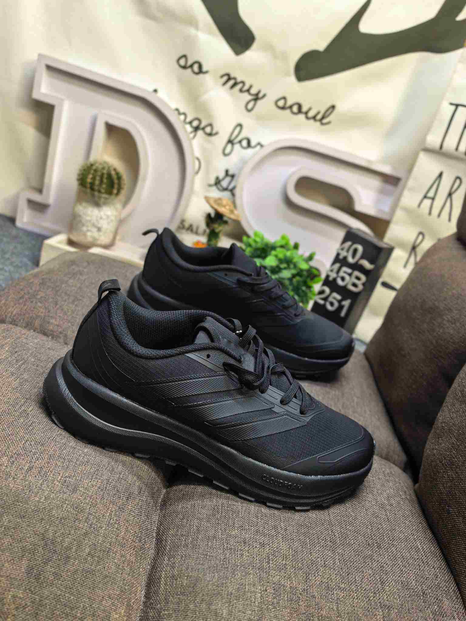 adidas RUNFALCON 6 ATR M Shoes