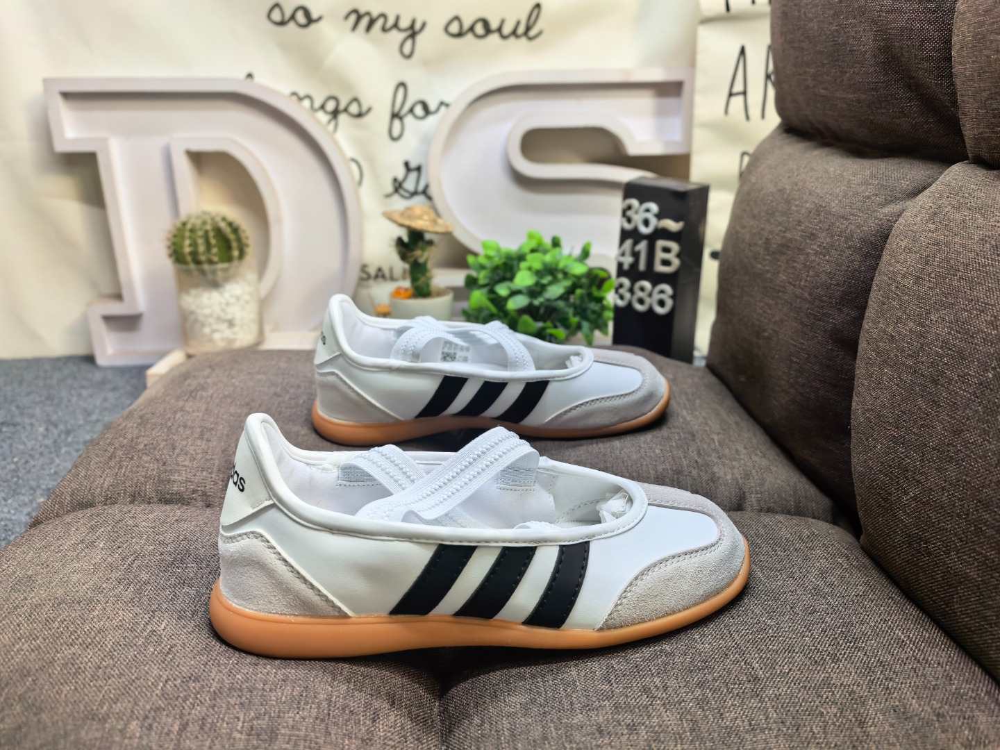 adidas BARREDA MARY JANE Shoes - JQ2127