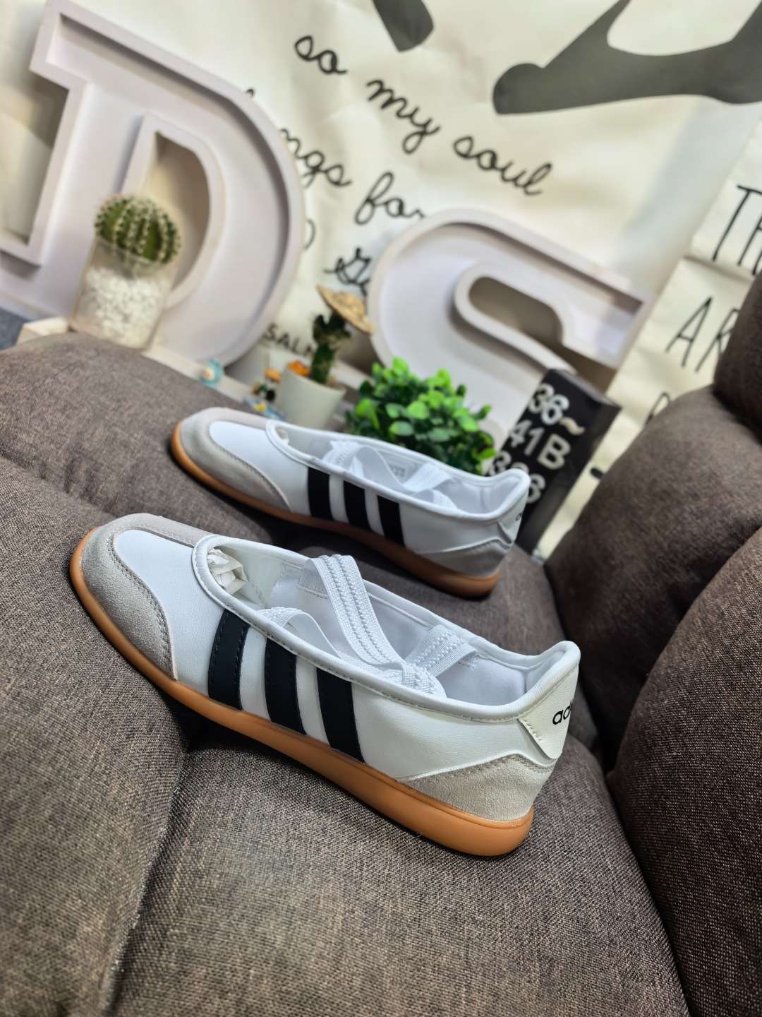 adidas BARREDA MARY JANE Shoes - JQ2127