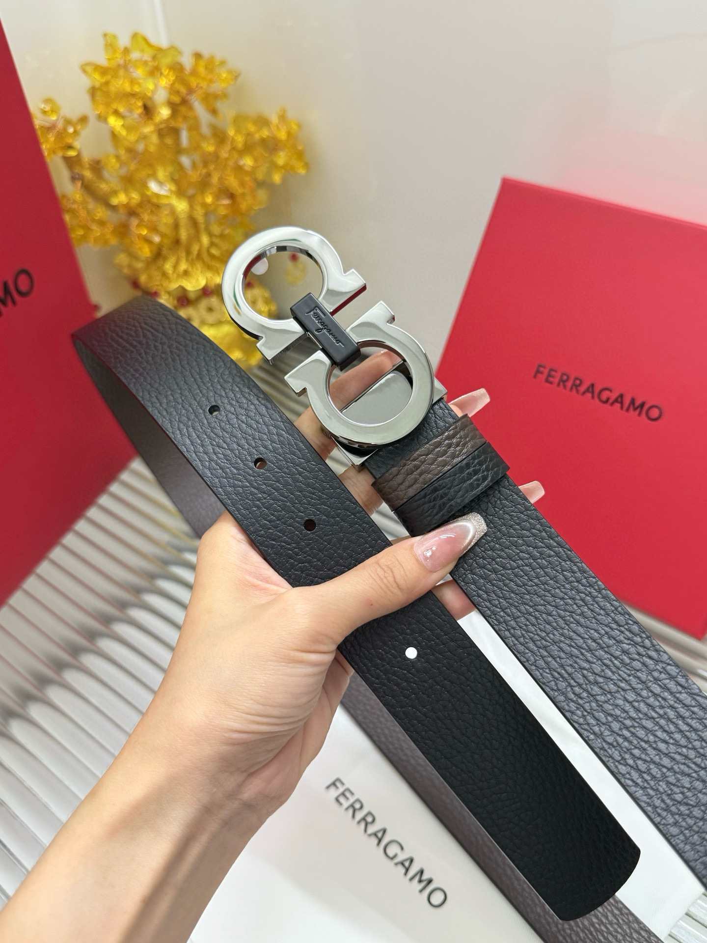 Ferragamo Belt – 35mm