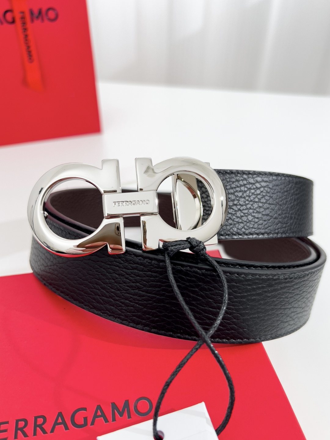 Ferragamo Belt – 35mm