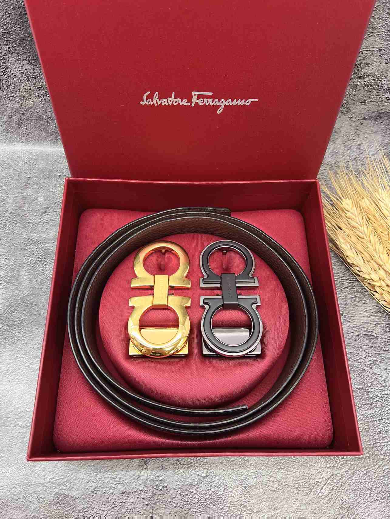 Ferragamo Belt – 35mm
