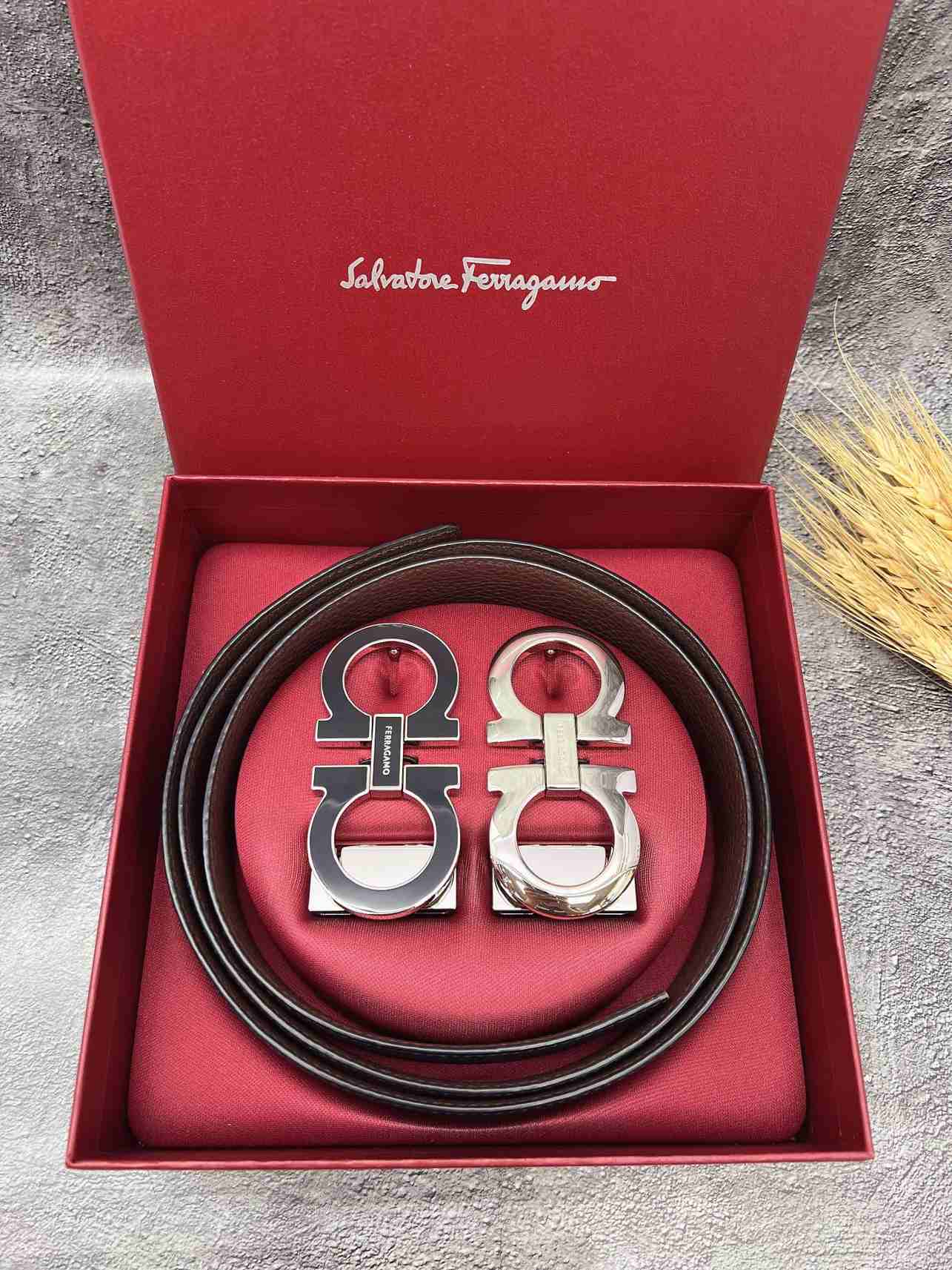 Ferragamo Belt – 35mm