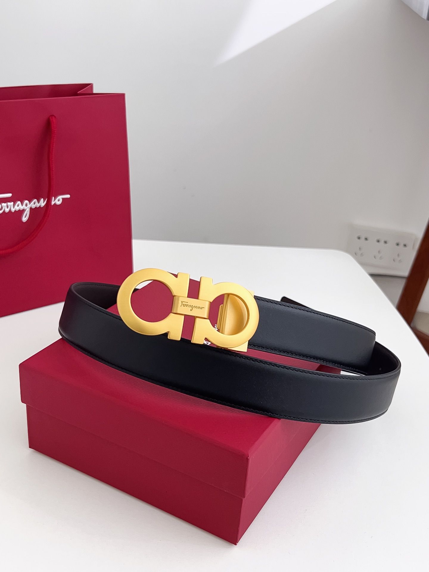 Ferragamo Belt – 35mm