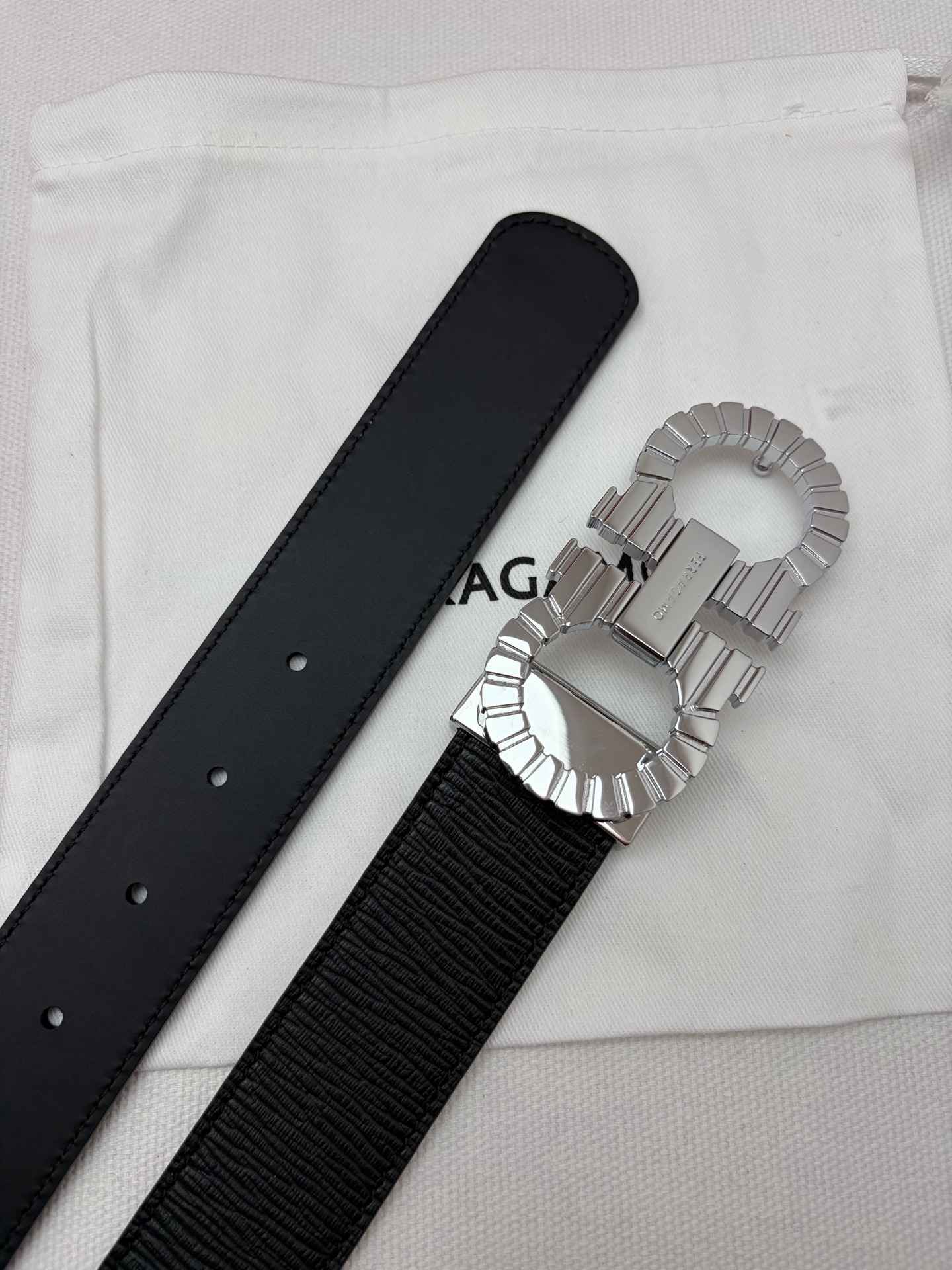 Ferragamo Belt – 35mm