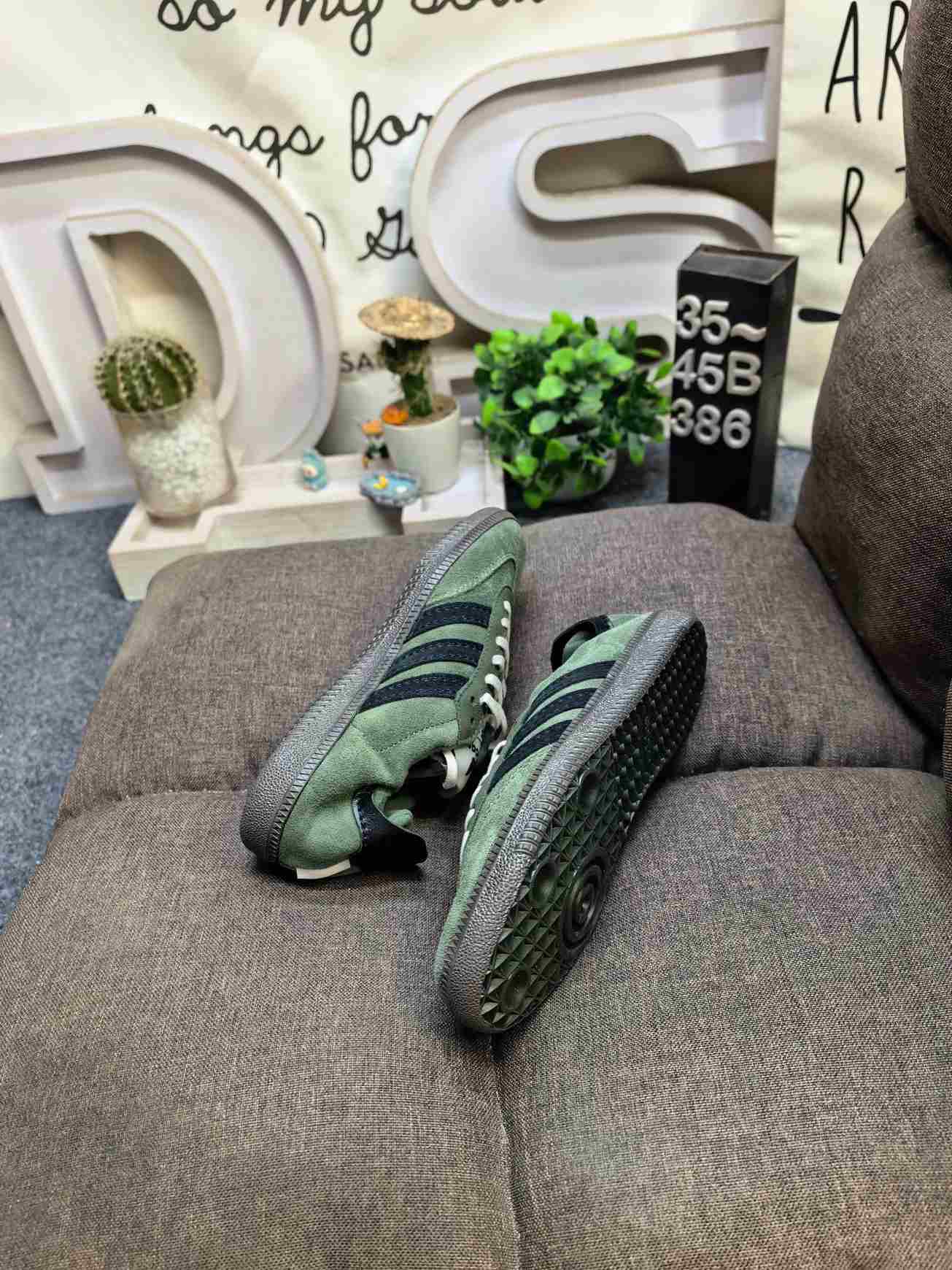 adidas ADISTAR SAMBA CUSHION SFTM Shoes - HP8257