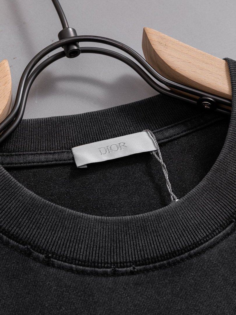 Dior T-Shirt