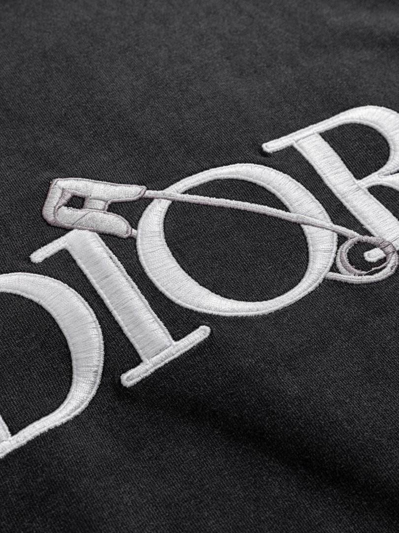 Dior T-Shirt