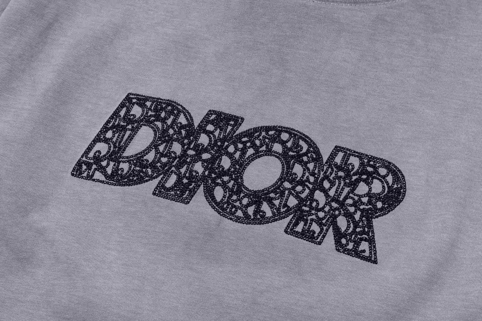 Dior T-Shirt